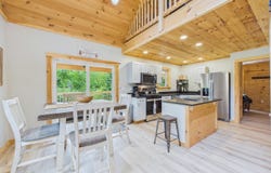 5 Forest Lane, Rangeley, ME 04970