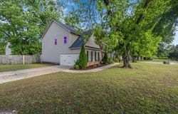 126 Meadows Walk Drive, Byron, GA 31008