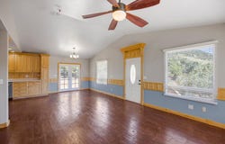 425 E Mule Deer Rd, Central, UT 84722