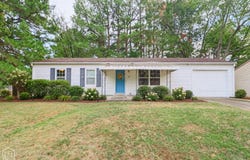 901 Wesley Court, Jonesboro, AR 72401