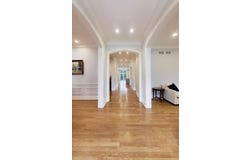 995 Old Elm Place, Glencoe, IL 60022
