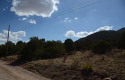 84 N Mountain Road, Edgewood, NM 87015