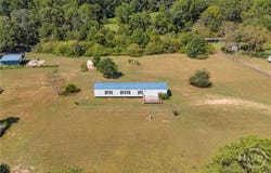 820 E County Line Road, Danielsville, GA 30633