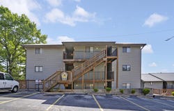 14 Sinatra Court, Branson West, MO 65737