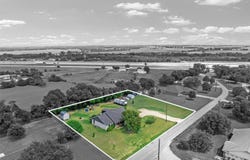 101 Brown Drive, Eddy, TX 76524
