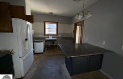 319 E Nelson Street, Cadillac, MI 49601