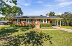 202 Mclean Street, Hamlet, NC 28345