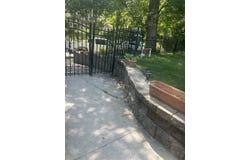 142 Springfield St, Springfield, MA 01107