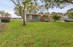 205 S Westview Road, McLouth, KS 66054