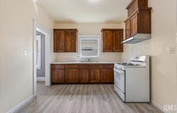 1115 Lexington, Delano, CA 93215