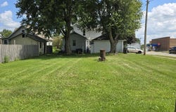 502 N Thoman, Crestline, OH 44827