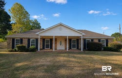 76 Hillcrest Drive, Monroeville, AL 36460