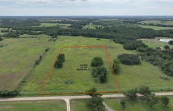 00 CR 307, Rockdale, TX 76567
