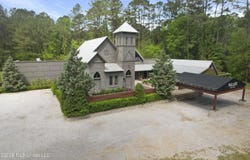 3135 Us-51, Summit, MS 39666