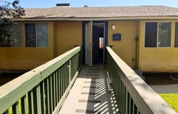 138 E Bellaire Way, Fresno, CA 93704