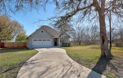 502 NW River Road, Martindale, TX 78655