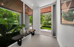 425 Harbor Dr, Key Biscayne, FL 33149
