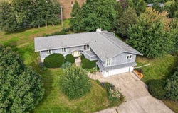 1515 Washington Drive, Vinton, IA 52349