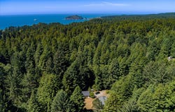 930 8th Avenue, Westhaven, CA 95570