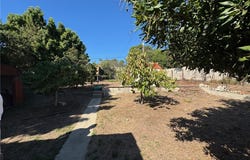 349 S Meadows Ave, Manhattan Beach, CA 90266