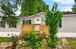 75 Jack Alexander Rd, Poplarville, MS 39470