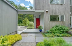 103 Long View Dr, Becket, MA 01223