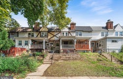 435 CROYDEN RD, UPPER DARBY, PA 19082
