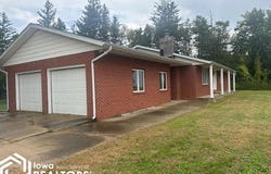 2575 Kent Avenue, Britt, IA 50423
