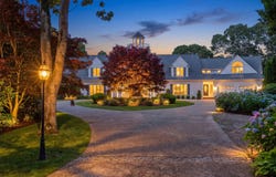 168 Garrison Lane, Osterville, MA 02655