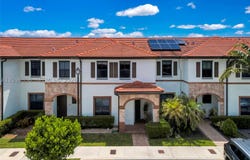 10615 W 34th Ct, Hialeah, FL 33018