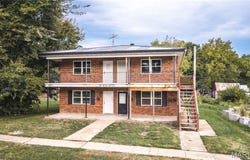 213 E Springfield Street, St James, MO 65559