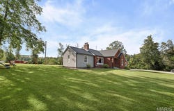 1501 Woods Lane, Centralia, IL 62801