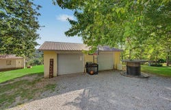 231 Walnut Drive, Mammoth Cave, KY 42259