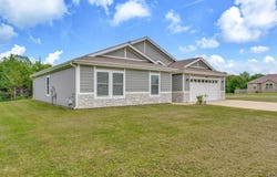 3306 SE Long ST, Topeka, KS 66605
