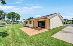 8 Eaton Place, Boynton Beach, FL 33426