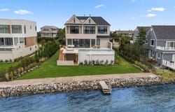 498 Dune Road, Westhampton Beach, NY 11978