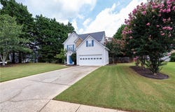 3511 Daventry Lane, Kennesaw, GA 30144