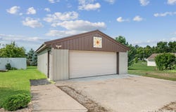 88 E Parmeter Road, Ionia, MI 48846