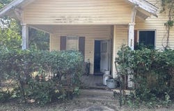 505 W Sixth St, Brenham, TX 77833