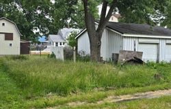 114 S Park St, Ashley, MI 48806