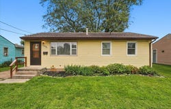 925 SPRUCE Street, COUNCIL BLUFFS, IA 51501