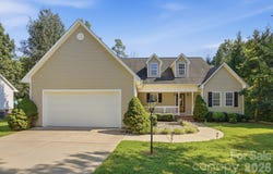 6530 Fly A Way Drive, Denver, NC 28037