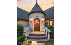 2285 E Orange Grove Boulevard, Pasadena, CA 91104