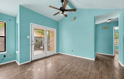 1805 Cedarlawn St, Taylor, TX 76574