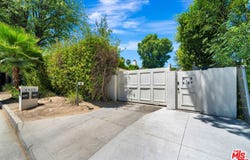 5923 Corbin Ave, Tarzana, CA 91356