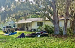 255 VALENCIA Road, DEBARY, FL 32713