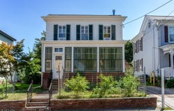 31 E Main St, Flemington Boro, NJ 08822-1207
