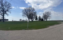 SUNSET Drive, Washburn, IL 61570