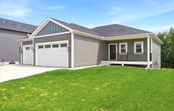 482 Westwood, River Falls, WI 54022