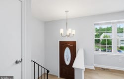 2012 DARLINGTON Loop, WOODBRIDGE, VA 22191